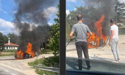 Eskişehir'de aniden alev alan otomobil küle döndü
