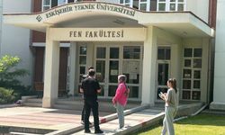 Kapılar kapatıldıktan 10 dakika sonra gelen aday YKS'ye giremedi