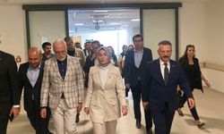 Bakan Göktaş, yangında yaralanan orman işçisini ziyaret etti