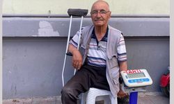 Emekli, bir bacağı yok, tartı ile geçiniyor