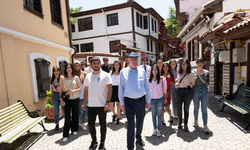 Kurt’tan üniversiteli gençlere hoş geldiniz mesajı