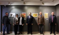 40 yıllık arşiv sanatseverlerle buluştu