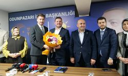 AK Parti Odunpazarı'nda Bandırma görevi devraldı