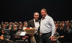 Esmek Türk Halk Müziği korosundan unutulmaz gece