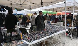 Her yaştan insan bu minyatür arabaların ’hastası’ oluyor