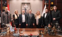 Kuaförlerin şikayetlerini Ahmet Ataç’a iletti