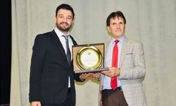 Yalçın Sevim’e Büyük Onur: “Yılın En Başarılı Şairi” Ödülü