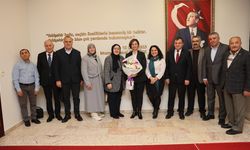 Dadaşlar Başkan Ayşe Ünlüce’yi ziyaret etti