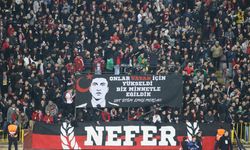 Es-Es taraftarı hava şehidi Emre Mercan'ı unutmadı