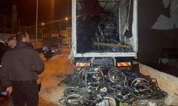 Yüzlerce bisikletin bulunduğu kamyonda yangın