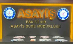 Vatandaşın 508 bin TL'lik ziynet eşyasını dolandıran şüpheli, Eskişehir girişinde yakalandı