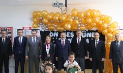 "Bir çocuk sevdim" isimli şarkısıyla uğurladılar