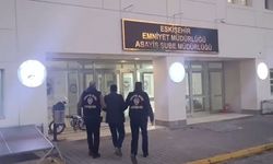 Farklı suçlardan 52 yıl hapisle aranan 3 şahıs yakalandı