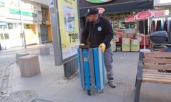 Plastik Atıklar Çöp Kovasına Dönüşmeye devam ediyor