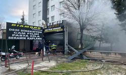 Eskişehir'de araç aksesuarı satan dükkanda yangın