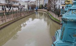 Porsuk Çayı rengi değişti