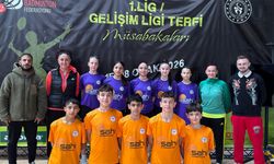 Eskişehirli Kızlardan Badminton Gelişim Ligi’nde Tarihi Başarı