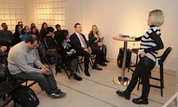 Neslihan Uzer genç oyuncularla sektördeki deneyimlerini paylaştı