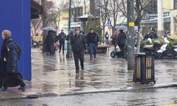 Eskişehir'de sağanak yağış sürüyor