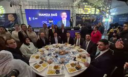 Biz oyunun farkındayız