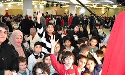 Eskişehir’de 1500 Kişilik İftar Sofrası Kuruldu