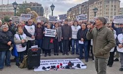 Eskişehirli Gazetecilerden İsmail Arı’ya Destek