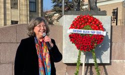 Hekimler ağır koşullar altında çalışıyor