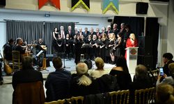 THM topluluğu türkülerini kadınlar için söyledi