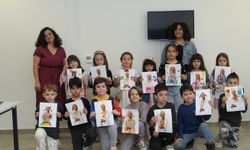 Çocuk sanat akademisi kapılarını açtı çocuklar için yeni bir sanat yolculuğu