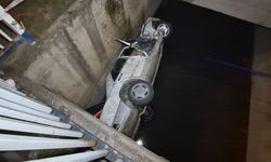 Eskişehir'de otomobil sulama kanalına uçtu