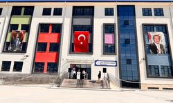 Atatürk posterleri toplatıldı iddiasına Türk Eğitim-Sen’den yanıt