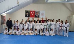 Porsuk Spor Salonu’nda taekwondo kuşak heyecanı