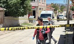 Geri geri gelen aracın çarptığı kadın hayatını kaybetti
