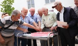 Koca çınarlar türkü, şiir ve anılarla Babalar Günü’nü kutladı