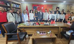 MHP'yi Tiyatro Toplulukları Ziyaret Etti