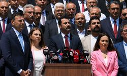Yalaz: Önce kurultay, sonra iktidar