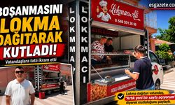 “Boşandım kurtuldum” yazdırdı, cami çıkışında lokma dağıttı