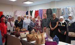 Dört belde evi daha yılsonu sergisi açtı