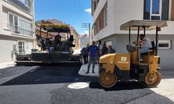 Ertuğrulgazi Mahallesi'nde asfalt çalışmaları sürüyor