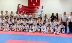 Karatecilerden 15 Temmuz Şehitlerine Anlamlı Anma