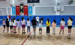 Tepebaşı'nda geleceğin filenin sultanları yetişiyor