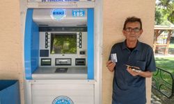 Borçlu Emekli Su Otomatında Yaşam Mücadelesi Veriyor