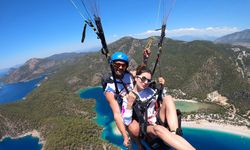 Fethiye’de Yamaç Paraşütü Sezonu: Ölüdeniz’i Gökyüzünden Görmek İçin Doğru Zaman Nasıl Seçiliyor?