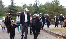 Odunpazarı’nda iki nesil bir arada yürüdü