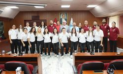 Şehrin Kızları’ndan Başkan Kurt’a teşekkür ziyareti