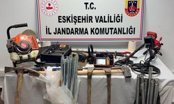 Beylikova'da kaçak kazı operasyonunda 5 şüpheli yakalandı