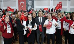 Tepebaşı’nda cumhuriyet coşkusu üç nesli bir araya getirdi