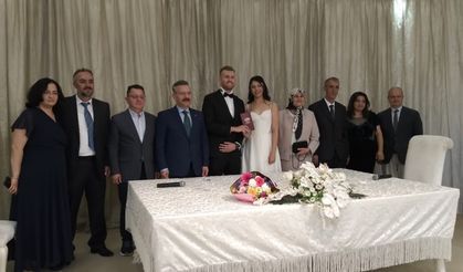 Sarıoğlu ve Tandoğdu ailelerinin mutlu günü