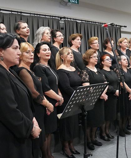 Uluönder Atatürk, Sevdiği Türkülerle Anıldı