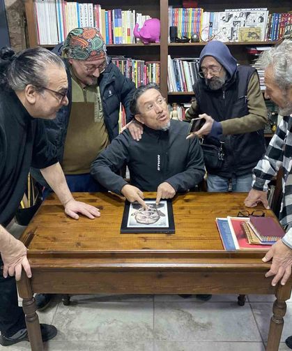 Yaklaşık 40 yıldır arkadaş olan karikatüristler